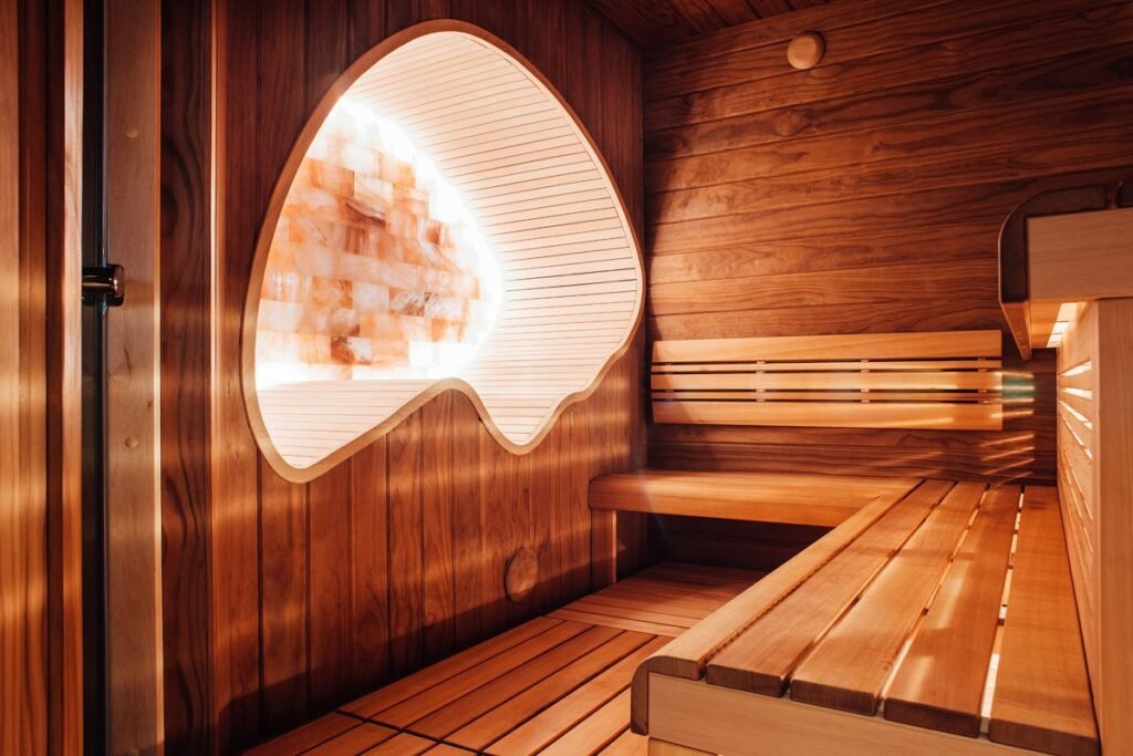 Pros of Modern vs. Traditional Sauna in Richmond, Ontario