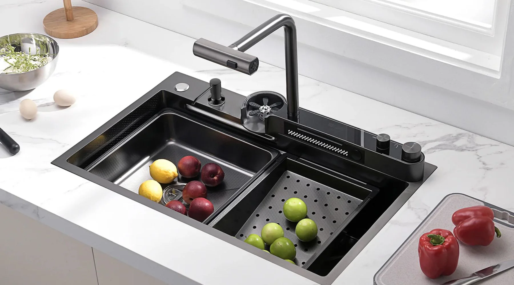 Are There Kitchen Sinks with Built-in Accessories?