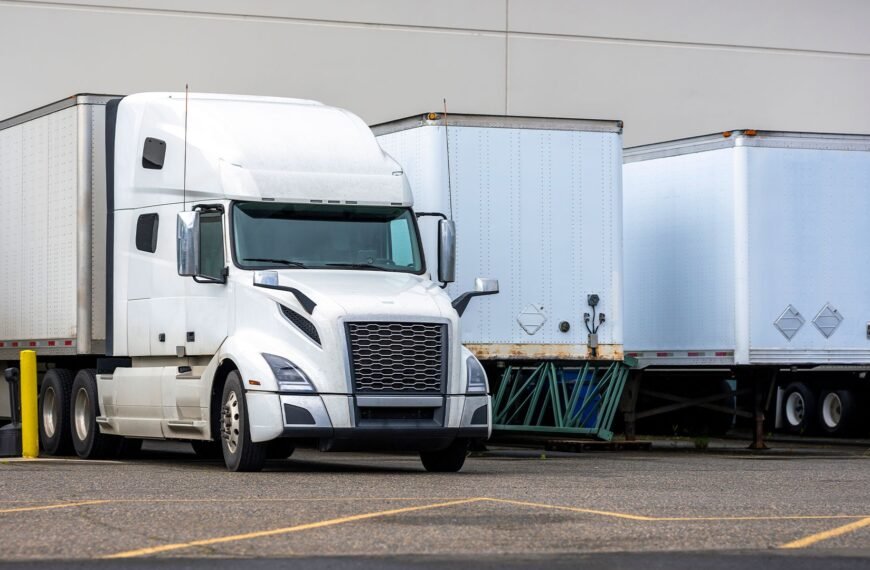 How Truck Storage Rentals Help Businesses Cut Costs and Boost Productivity