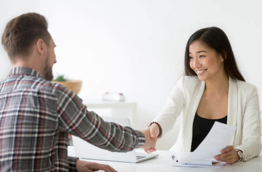 How to Create Salary Ranges That Build Trust With Candidates